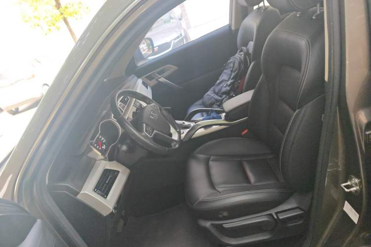 Used Geely Auto Emgrand X7 Sport 2018 1.8TD Automatic Two-Wheel Drive Zhiya Model Left Front Seat