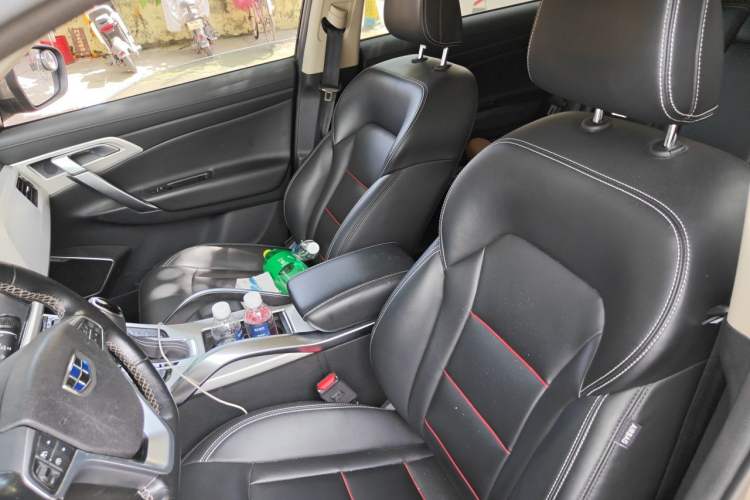Used Geely Auto Emgrand X7 Sport 2018 1.8TD Automatic Two-Wheel Drive Smart Connect 4G Internet Edition Left Front Seat