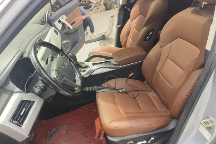 Used Geely Auto Emgrand X7 Sport 2018 Sport Edition 1.8TD Automatic Two-Wheel Drive ZhiZun Model Left Front Seat