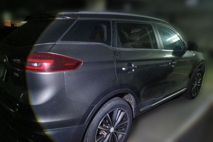 Used Geely Auto Emgrand X7 Sport 2018 1.8TD Automatic Two-Wheel Drive ZhiZun Model with 4G Connectivity Rear Right 45 Deg
