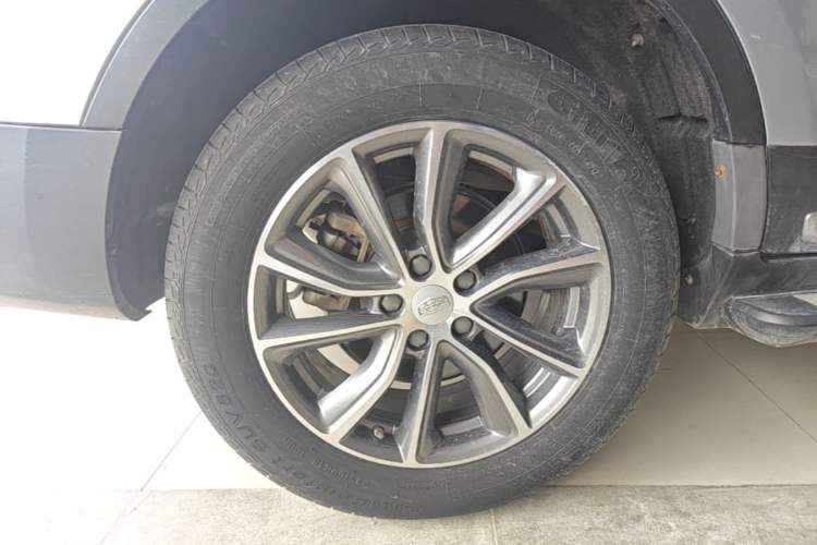 Used Geely Auto Emgrand X7 Sport 2018 1.8TD Manual Two-Wheel Drive Zhiya Model Right Rear Wheel Hub