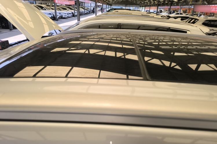 Used Geely Auto Emgrand X7 Sport 2018 1.8TD Automatic Two-Wheel Drive Smart Connect 4G Internet Edition Roof