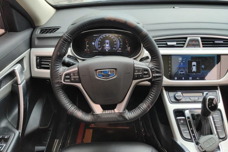 Used Geely Auto Emgrand X7 Sport 2018 1.8TD Automatic Two-Wheel Drive Smart Connect 4G Internet Edition Steering Wheel