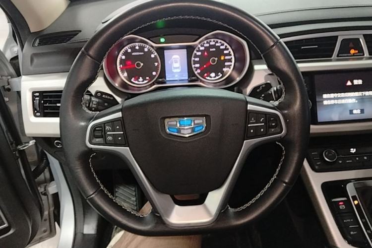 Used Geely Auto Emgrand X7 Sport 2018 1.8TD Automatic Two-Wheel Drive Zhiya Model Steering Wheel