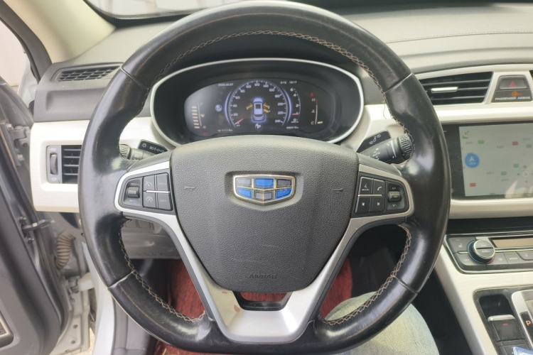 Used Geely Auto Emgrand X7 Sport 2018 Sport Edition 1.8TD Automatic Two-Wheel Drive ZhiZun Model Steering Wheel
