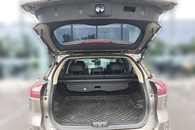 Used Geely Auto Emgrand X7 Sport 2018 1.8TD Automatic Two-Wheel Drive Smart Connect 4G Internet Edition Trunk
