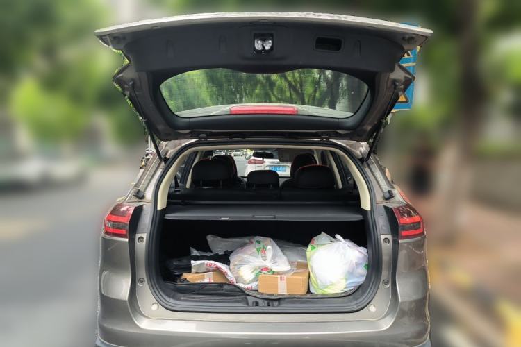 Used Geely Auto Emgrand X7 Sport 2018 1.8TD Automatic Two-Wheel Drive Smart Connect 4G Internet Edition Trunk