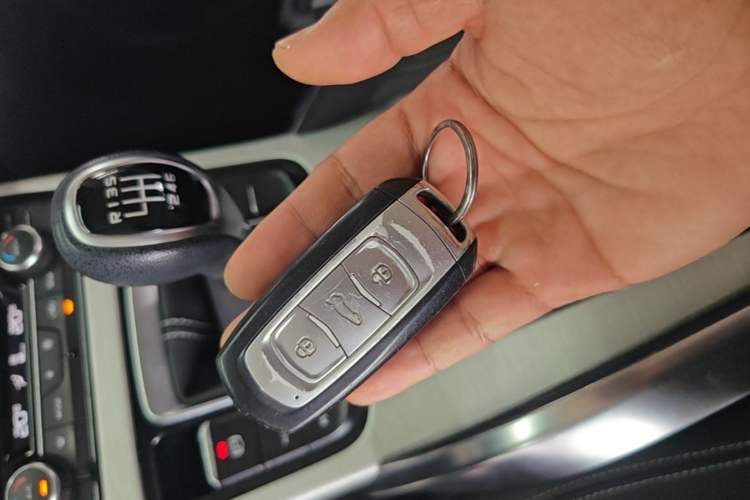 Used Geely Auto Emgrand X7 Sport 2018 1.8TD Manual Two-Wheel Drive Zhiya Model Vehicle Key