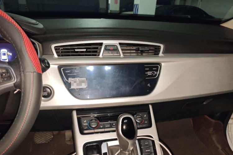 Used Geely Auto Emgrand X7 Sport 2018 1.8TD Automatic Two-Wheel Drive Smart 4G Connected Version Audio And AC Panel