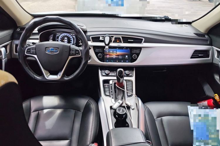 Used Geely Auto Emgrand X7 Sport 2018 1.8TD Automatic Two-Wheel Drive Smart 4G Connected Version Center Console