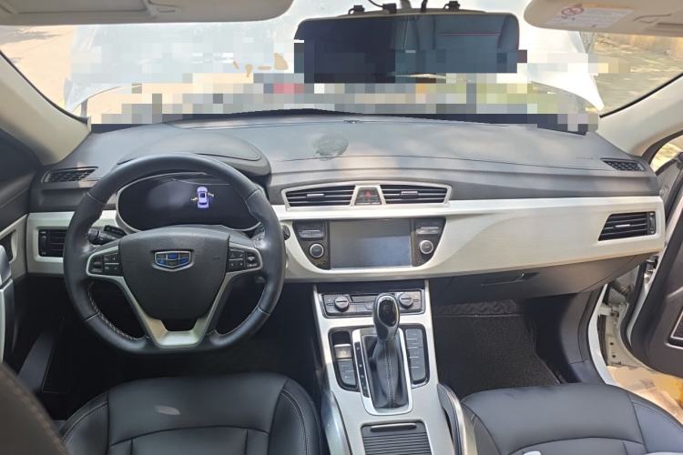 Used Geely Auto Emgrand X7 Sport 2018 1.8TD Automatic Two-Wheel Drive Smart Connect 4G Internet Edition Center Console