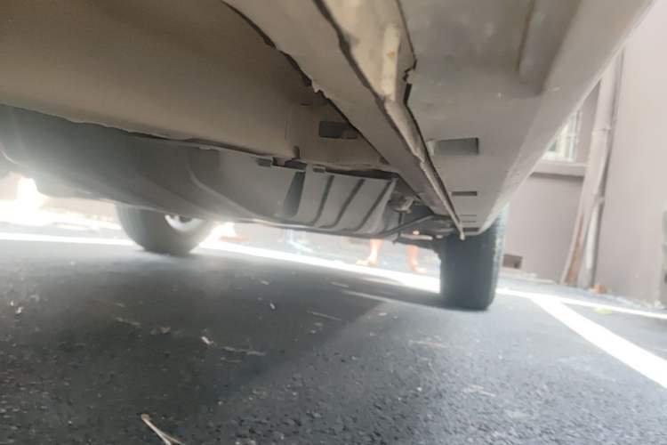 Used Geely Auto Emgrand X7 Sport 2018 1.8TD Automatic Two-Wheel Drive Zhiya Model Chassis Front Left