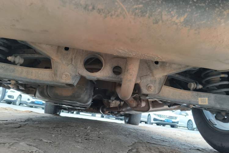 Used Geely Auto Emgrand X7 Sport 2018 1.8TD Automatic Two-Wheel Drive Zhiya Model Chassis Rear