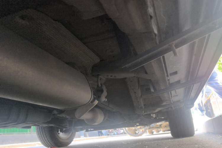 Used Geely Auto Emgrand X7 Sport 2018 1.8TD Automatic Two-Wheel Drive Zhiya Model Chassis Rear Left