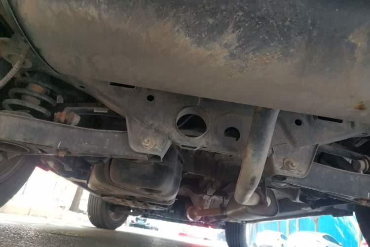 Used Geely Auto Emgrand X7 Sport 2018 1.8TD Manual Two-Wheel Drive Zhiya Model Chassis Rear