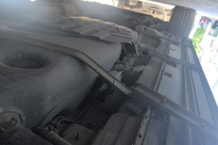 Used Geely Auto Emgrand X7 Sport 2018 1.8TD Automatic Two-Wheel Drive Zhiya Model Chassis Rear Right