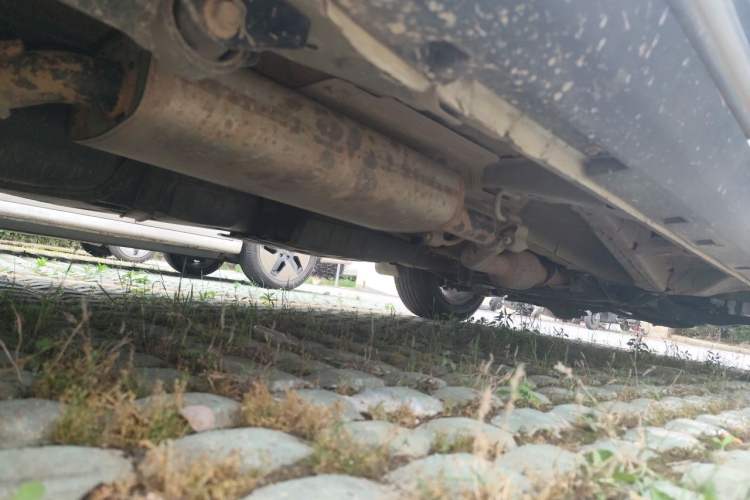 Used Geely Auto Emgrand X7 Sport 2018 2.0L Manual Two-Wheel Drive Zhiya Version Chassis Rear Right