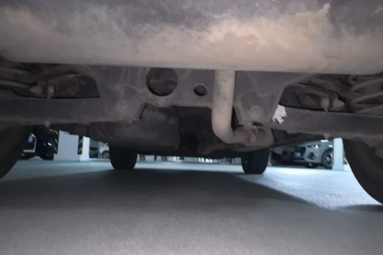 Used Geely Auto Emgrand X7 Sport 2018 1.8TD Automatic Two-Wheel Drive Zhiya Model Chassis Rear