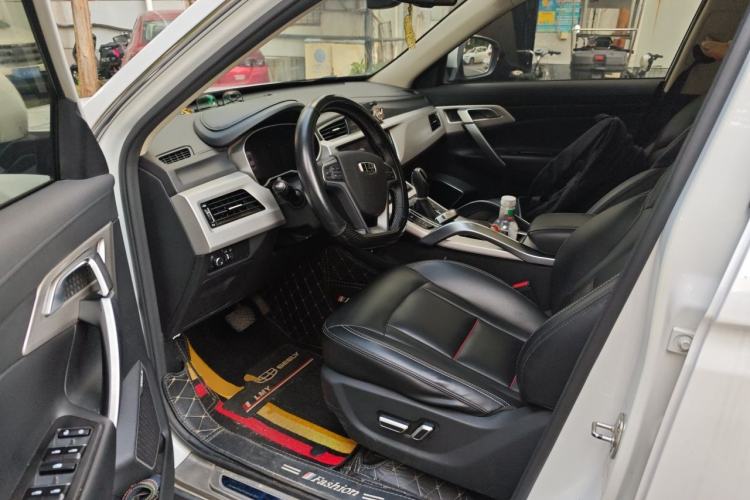 Used Geely Auto Emgrand X7 Sport 2018 1.8TD Automatic Two-Wheel Drive Smart 4G Connected Version Driver Seat