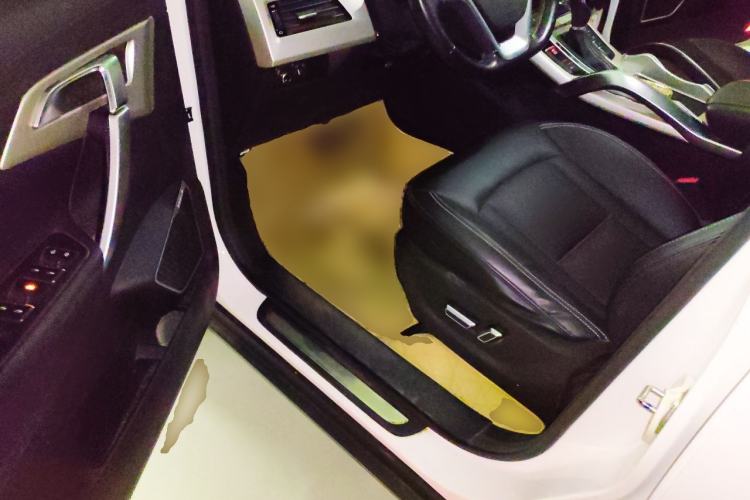 Used Geely Auto Emgrand X7 Sport 2018 1.8TD Automatic Two-Wheel Drive Smart 4G Connected Version Driver Seat