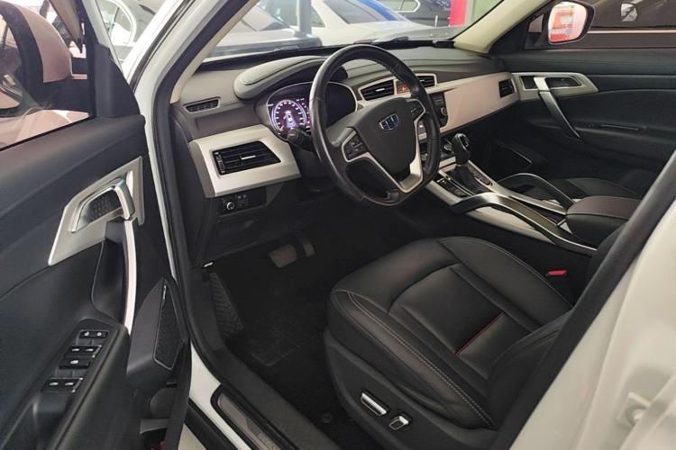 Used Geely Auto Emgrand X7 Sport 2018 1.8TD Automatic Two-Wheel Drive Smart Connect 4G Internet Edition Driver Seat