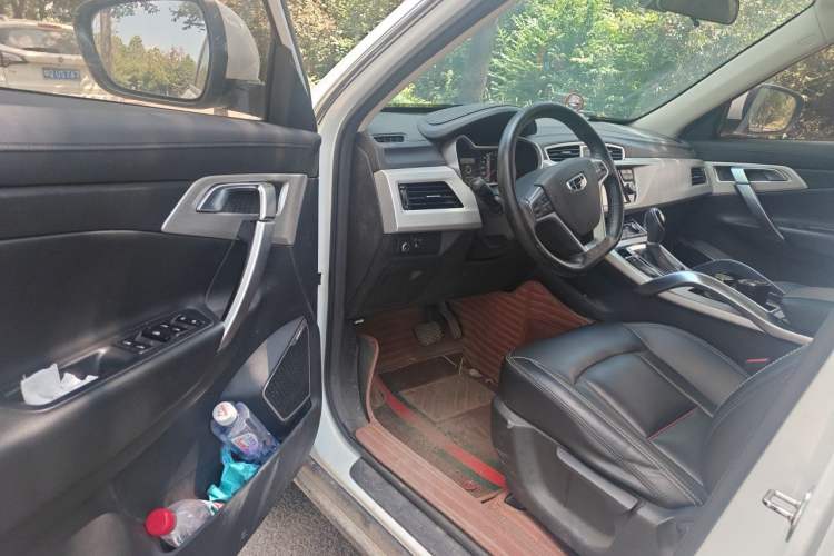 Used Geely Auto Emgrand X7 Sport 2018 1.8TD Automatic Two-Wheel Drive Zhiya Model Driver Seat