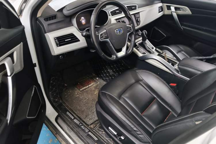 Used Geely Auto Emgrand X7 Sport 2018 1.8TD Automatic Two-Wheel Drive Smart Connect 4G Internet Edition Driver Seat