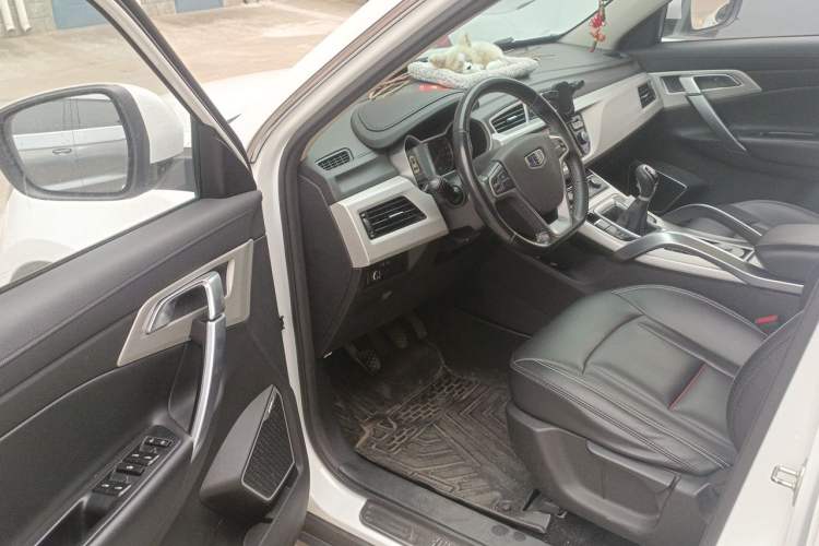 Used Geely Auto Emgrand X7 Sport 2018 2.0L Manual Two-Wheel Drive Zhiya Version Driver Seat