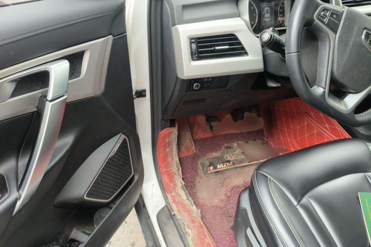 Used Geely Auto Emgrand X7 Sport 2018 2.0L Manual Two-Wheel Drive Zhiya Version Driver Seat