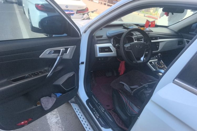 Used Geely Auto Emgrand X7 Sport 2018 1.8TD Automatic Two-Wheel Drive Zhiya Model Driver Seat