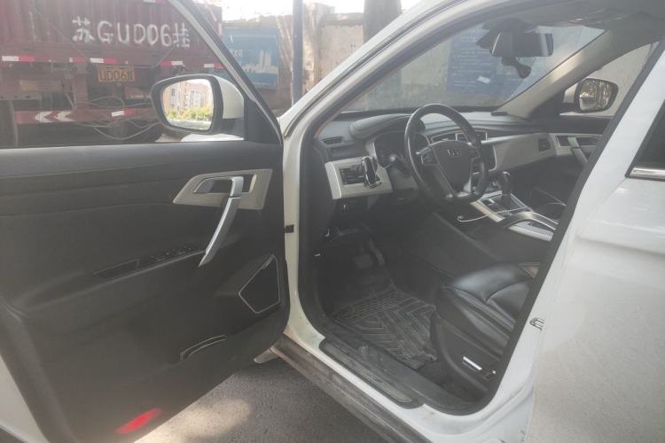 Used Geely Auto Emgrand X7 Sport 2018 1.8TD Automatic Two-Wheel Drive Smart 4G Connected Version Driver Seat