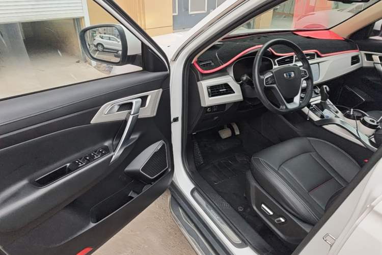 Used Geely Auto Emgrand X7 Sport 2018 1.8TD Automatic Two-Wheel Drive Smart 4G Connected Version Driver Seat