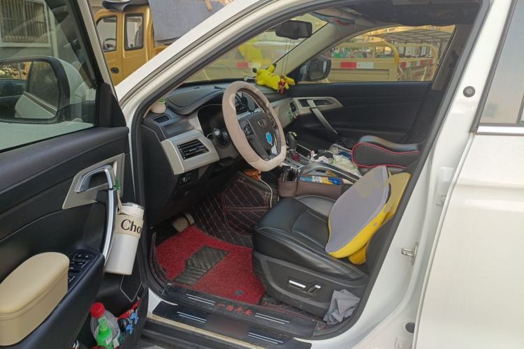 Used Geely Auto Emgrand X7 Sport 2018 1.8TD Automatic Two-Wheel Drive Smart 4G Connected Version Driver Seat