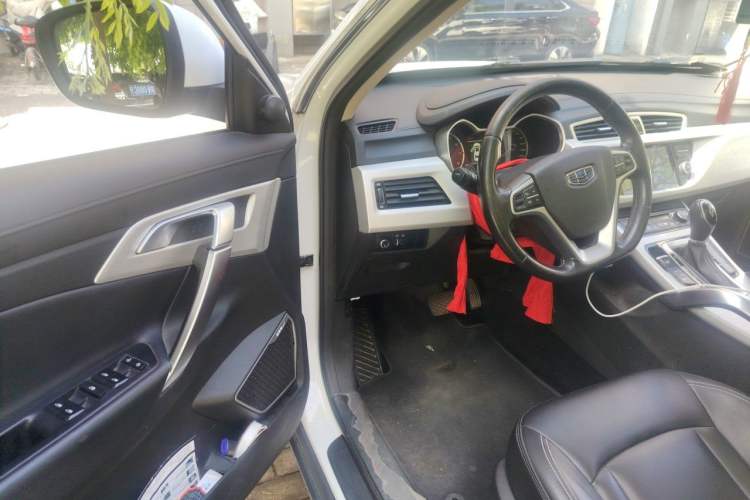 Used Geely Auto Emgrand X7 Sport 2018 1.8TD Automatic Two-Wheel Drive Zhiya Model Driver Seat