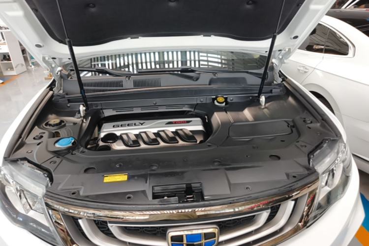 Used Geely Auto Emgrand X7 Sport 2018 1.8TD Automatic Two-Wheel Drive Zhiya Model Engine Bay