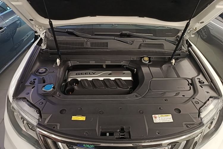 Used Geely Auto Emgrand X7 Sport 2018 1.8TD Automatic Two-Wheel Drive Zhiya Model Engine Bay