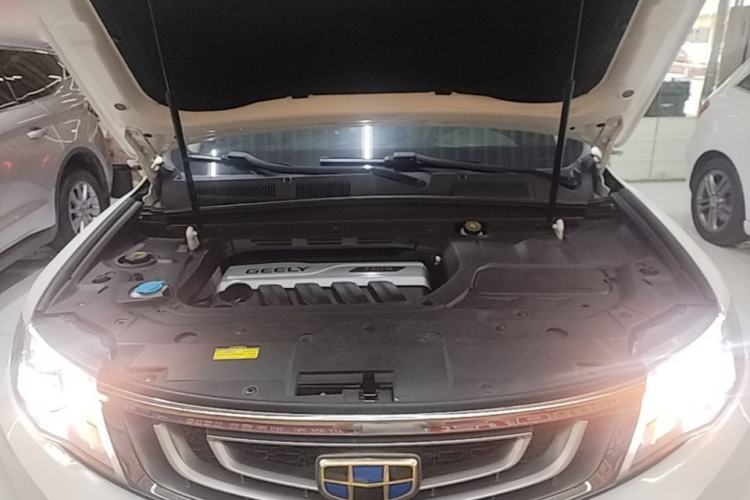 Used Geely Auto Emgrand X7 Sport 2018 1.8TD Automatic Two-Wheel Drive Smart Connect 4G Internet Edition Engine Bay