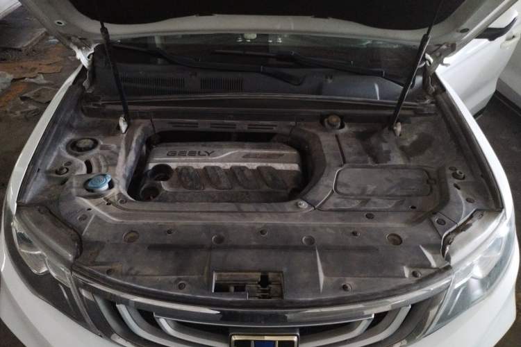 Used Geely Auto Emgrand X7 Sport 2018 1.8TD Automatic Two-Wheel Drive Smart 4G Connected Version Engine Bay