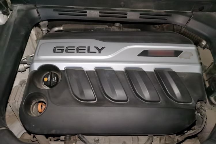 Used Geely Auto Emgrand X7 Sport 2018 Revised Version 1.8TD Automatic Two-Wheel Drive Smart 4G Connectivity Edition Engine Bay