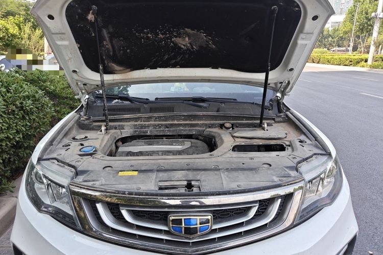 Used Geely Auto Emgrand X7 Sport 2018 2.0L Manual Two-Wheel Drive Zhiya Version Engine Bay