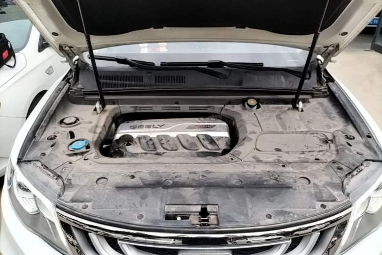 Used Geely Auto Emgrand X7 Sport 2018 1.8TD Automatic Two-Wheel Drive Smart Connect 4G Internet Edition Engine Bay