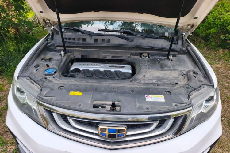 Used Geely Auto Emgrand X7 Sport 2018 1.8TD Automatic Two-Wheel Drive Smart 4G Connected Version Engine Bay