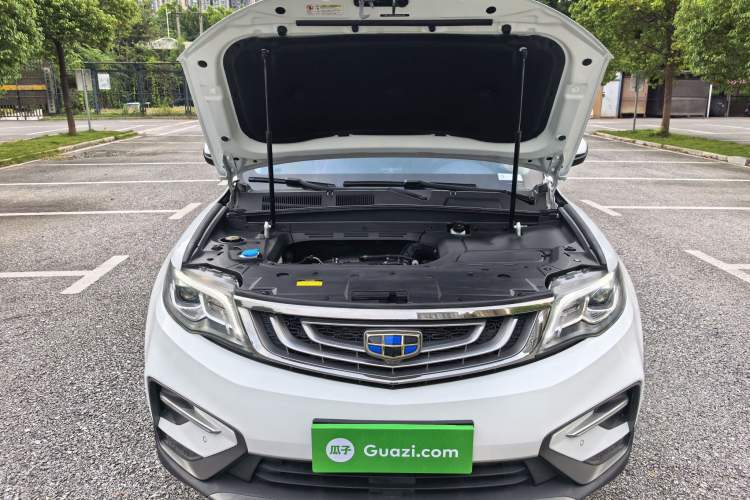 Used Geely Auto Emgrand X7 Sport 2018 1.8TD Automatic Two-Wheel Drive Smart Connect 4G Internet Edition Engine Bay