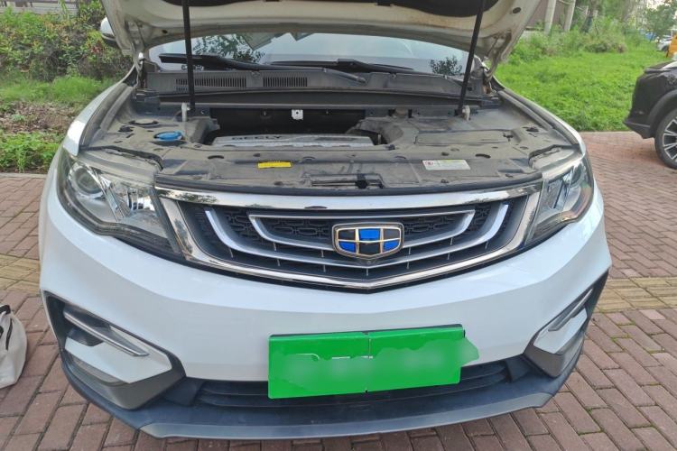 Used Geely Auto Emgrand X7 Sport 2018 Revised Version 1.8TD Automatic Two-Wheel Drive Smart Connectivity 4G-Enabled Edition Engine Bay