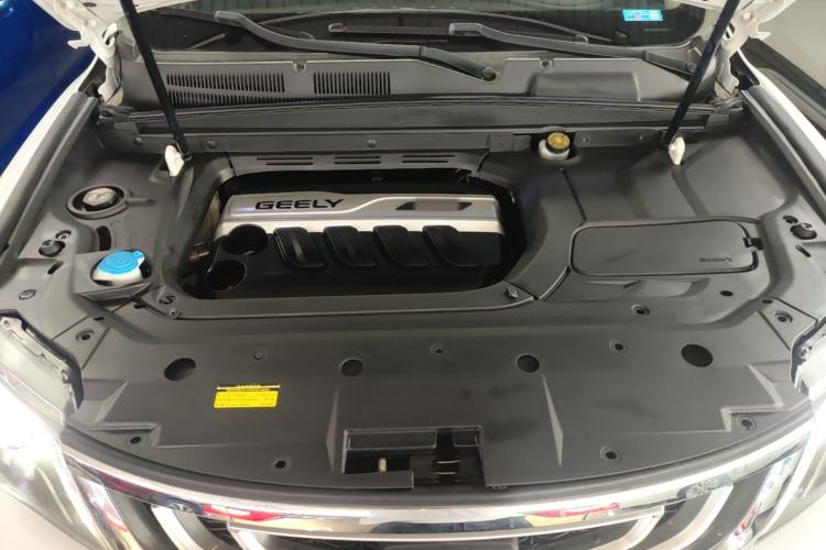 Used Geely Auto Emgrand X7 Sport 2018 1.8TD Automatic Two-Wheel Drive Smart Connect 4G Internet Edition Engine Bay