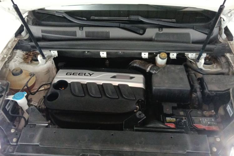 Used Geely Auto Emgrand X7 Sport 2018 1.8TD Automatic Two-Wheel Drive Smart 4G Connected Version Engine Bay