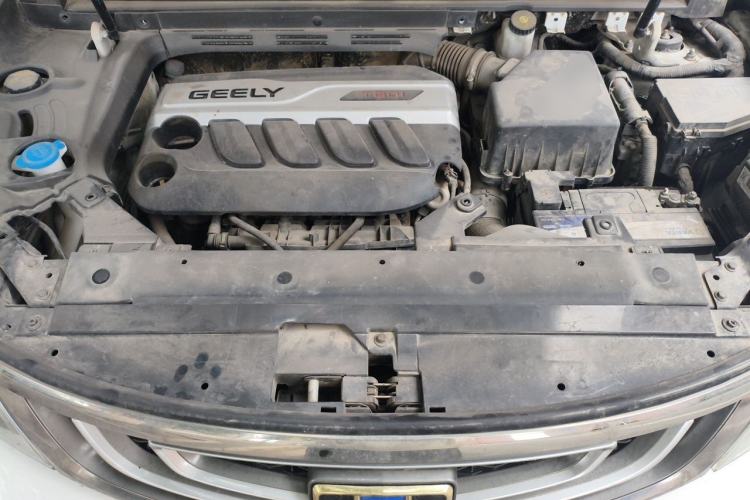 Used Geely Auto Emgrand X7 Sport 2018 1.8TD Automatic Two-Wheel Drive Smart Connect 4G Internet Edition Engine Bay