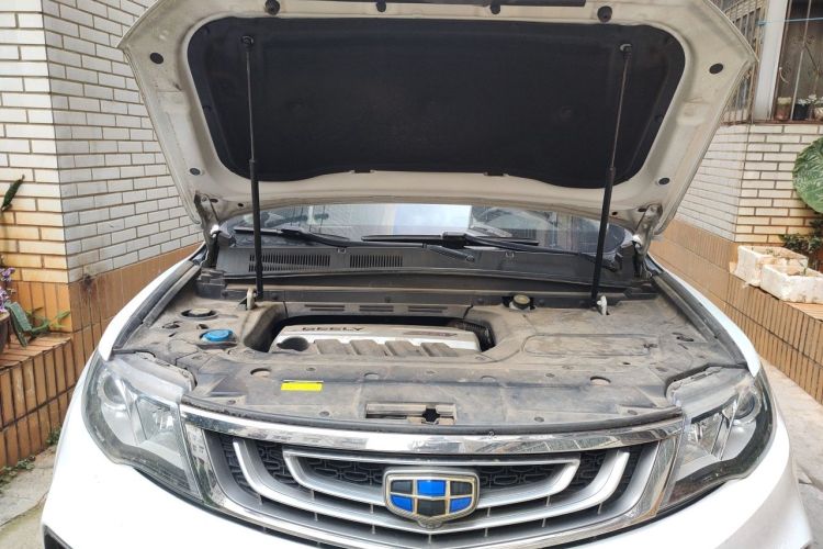 Used Geely Auto Emgrand X7 Sport 2018 1.8TD Manual Two-Wheel Drive Zhiya Model Engine Bay