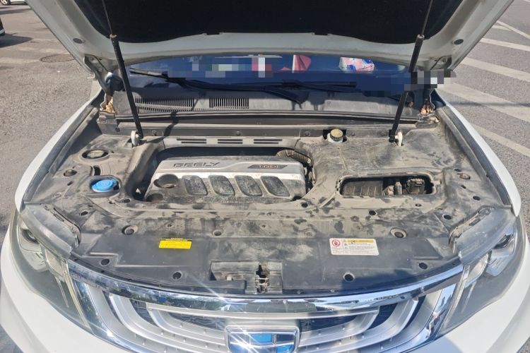 Used Geely Auto Emgrand X7 Sport 2018 1.8TD Automatic Two-Wheel Drive Smart Connect 4G Internet Edition Engine Bay