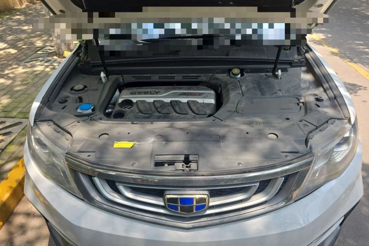 Used Geely Auto Emgrand X7 Sport 2018 1.8TD Automatic Two-Wheel Drive Smart Connect 4G Internet Edition Engine Bay